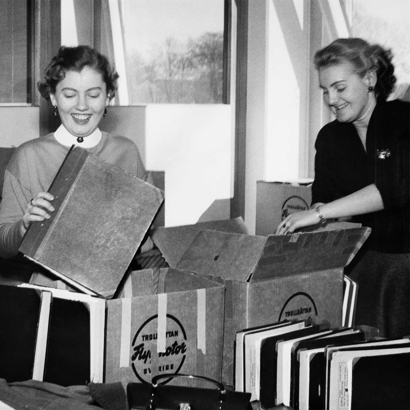 inflyttning-till-nya-kontoret-i-februari-1956-ur-gkn-aerospace-sweden-abs-historiska-bildarkiv